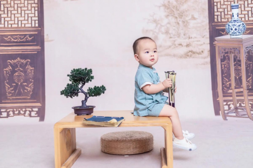 石河子两岁半宝宝说话